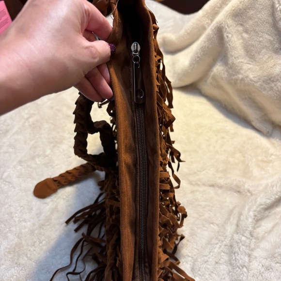 Shoulder Bag Fringe Camel Brown Suede-like material Soft Like New - Picture 8 of 14